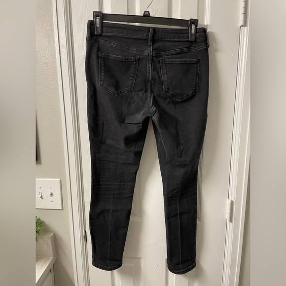 Old navy jeans - Picture 2 of 4